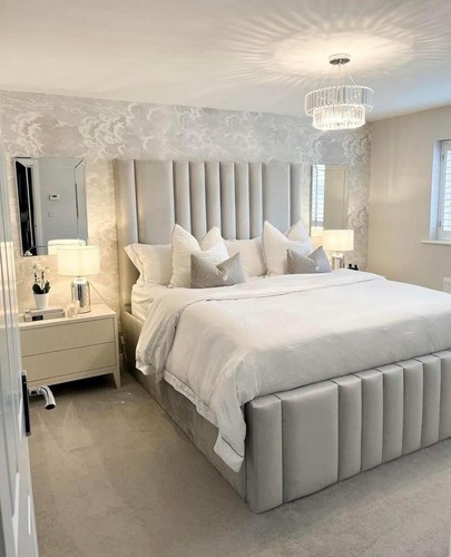 Lined panel bed - panel, frame